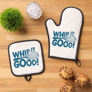 Funny Kitchen Whip It Good Chef Cooking Lover Oven Mitt & Pot Holder Set