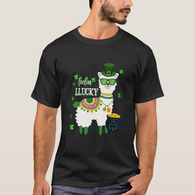 Funny LLama St Patrick's Day Feelin' LLucky Mens W T-Shirt (Front)