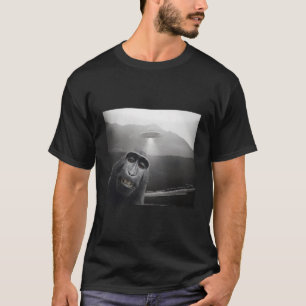 Funny Macaque Monkey Selfie Lovers Alien Ufo Selfi T-Shirt