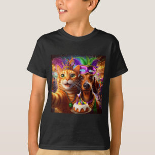 Funny Mardi Gras Cat Dachshund Selfie Squad  T-Shirt