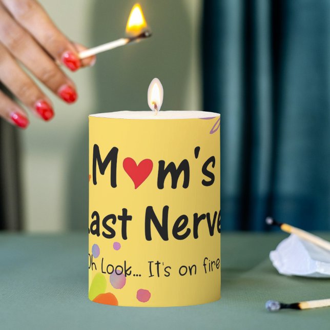 Funny Mother’s Day Candle Gift for Mom – Relax & L (Funny Mother’s Day Candle Gift for Mom – Relax & Laugh)