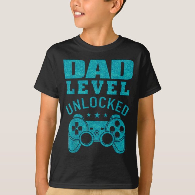 Funny New Dad Shirt Dad Level Unlocked Day Tee Shi (Front)