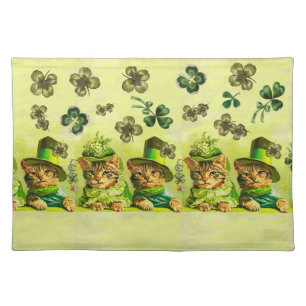 FUNNY OLD FASHION ST.PATRICK'S DAY CATS HEART CLOTH PLACEMAT