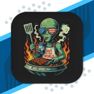 Funny Patriotic Alien Grilling Retro American BBQ Paper Plates