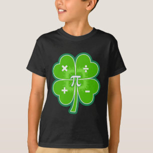Funny Pi Day Math Patricks Day Luck Shamrock Green T-Shirt