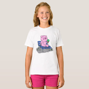 Funny pig eating ice cream choose back color T-Shirt