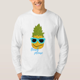Funny Pineapple Chilling With Summer Sunglasses T-Shirt