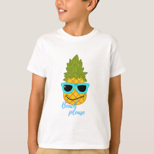 Funny Pineapple Chilling With Summer Sunglasses T-Shirt