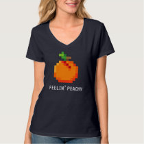 Funny Pixel Peach - Retro 8 - Bit Arcade Gamer Fee T-Shirt
