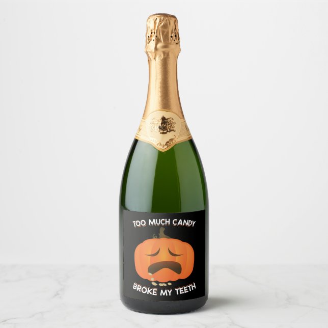 Funny Pumpkin Halloween Candy Gift Sparkling Wine Label (Front)