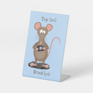 Funny rat with camera cartoon illustration pedestal sign