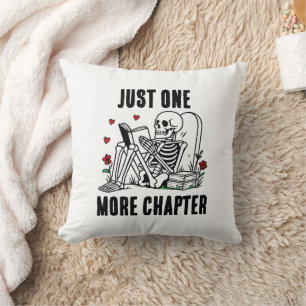 Funny Reading Skeleton For Book Lovers Throw Pillow