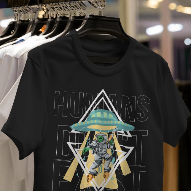 Funny saying Humans don't exist Alien Graphic T-Shirt (Creator Uploaded)