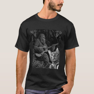 Funny Scared Cat Taking Selfie With Bigfoot Sasqua T-Shirt