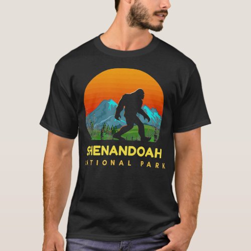 Funny Shenandoah National Park Bigfoot Hiking Vint T_Shirt