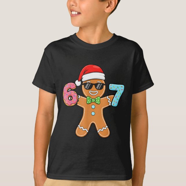 Funny Six Seven 67 Meme 6 7 Gingerbread Christmas  T-Shirt (Front)