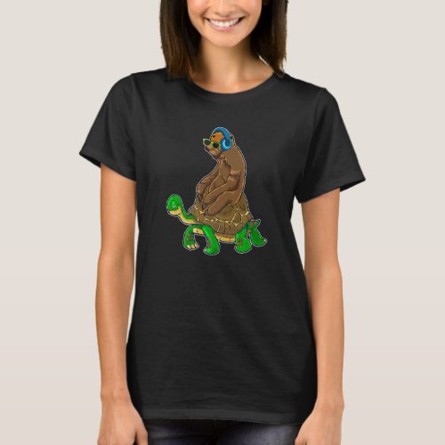 Funny Sloth Riding Turtle  Lazy Sloth T-Shirt