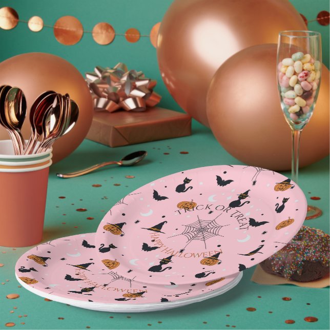 Funny Spooky Halloween Pink Design Paper Plates (Multi)