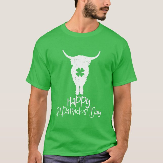 Funny St Patricks Day Highland Cow Shamrock Highla T-Shirt (Front)