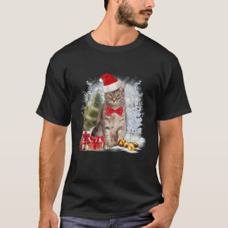 Funny Tabby Cat Wear Santa Hat Graphic Xmas T-Shirt