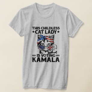 Funny This Childless Cat Lady Is Voting Kamala T-Shirt