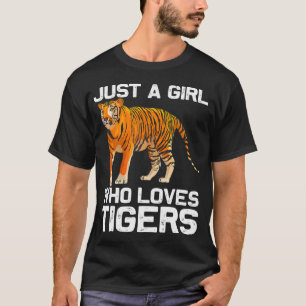 Funny Tiger Girl Design Kids Women Mom Tiger Love  T-Shirt