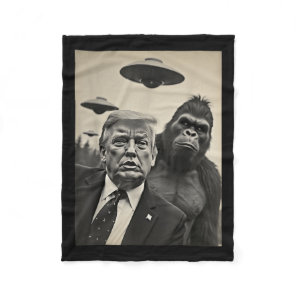 Funny Trump Bigfoot Selfie With Ufos Weird Alien  Fleece Blanket