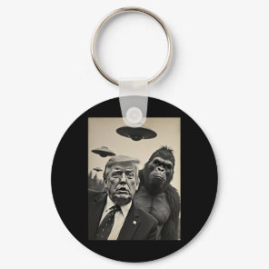 Funny Trump Bigfoot Selfie With Ufos Weird Alien  Keychain