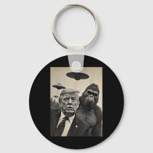 Funny Trump Bigfoot Selfie With Ufos Weird Alien Keychain