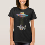 Funny UFO Alien Astronaut Skateboarding Space Scie T-Shirt