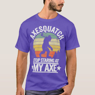 Funny Vintage Bigfoot Ax Throwing Axesquatch Gift T-Shirt