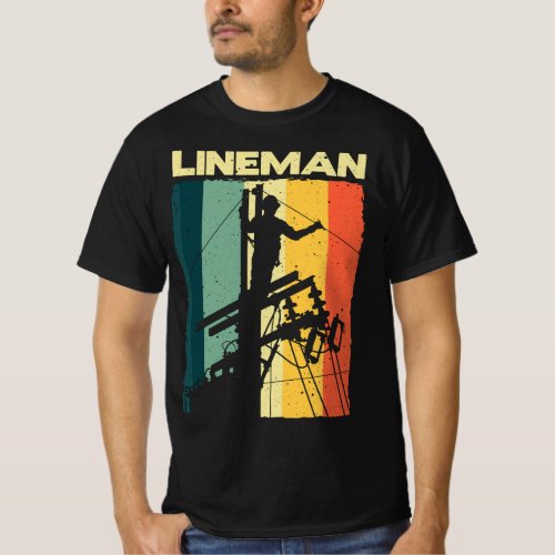 Funny Vintage Lineman Men Women Electronics Lovers T_Shirt