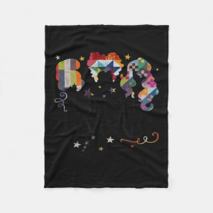 Funny Womens Quilting Quilter Sewer Sewing I Smell Fleece Blanket