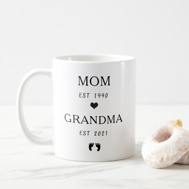 future grandmother/grandma to be baby announcement coffee mug (With Donut)