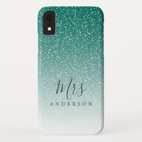 Future Mrs Emerald Green Glitter Chic Script Bride iPhone XR Case