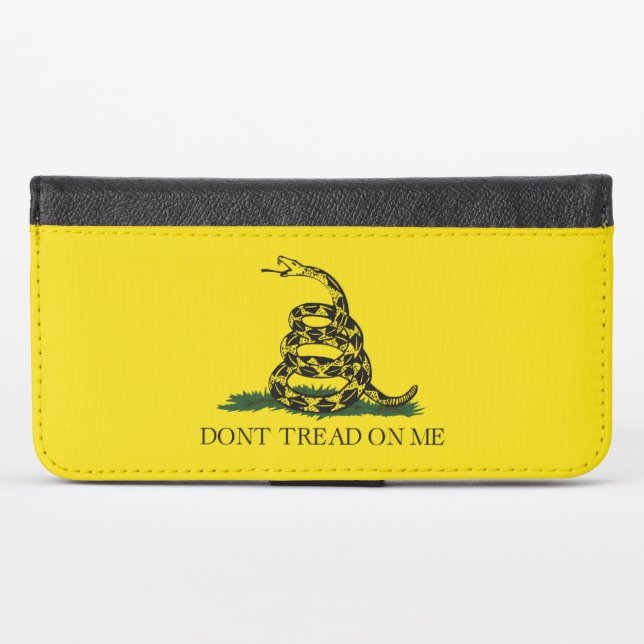 Gadsden Rattlesnake Flag: Revolutionary War 1776 iPhone Wallet Case (Front (Horizontal))