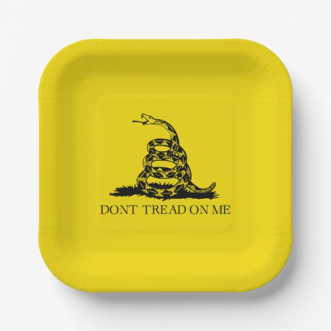 Gadsden Rattlesnake Flag: Revolutionary War 1776 Paper Plates (Front)