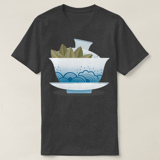 Gaiwan with green tea leaves A set for traditional T-Shirt (Design Front)