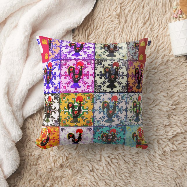 Galo de Barcelos, Portugal Throw Pillow (Blanket)