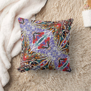 Galo de Barcelos, Portugal Throw Pillow