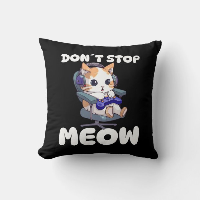 Game and cat lovers' bundle. throw pillow (Front)