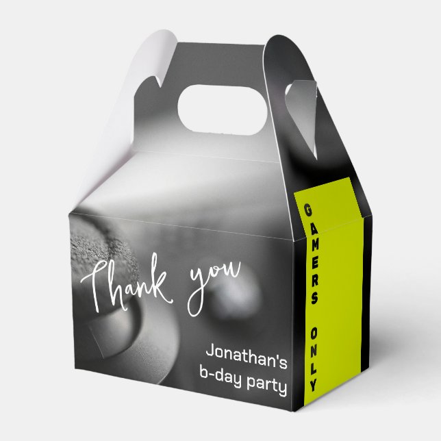 Game On Personalized Gamer Birthday Level up Favor Boxes (Front Side)