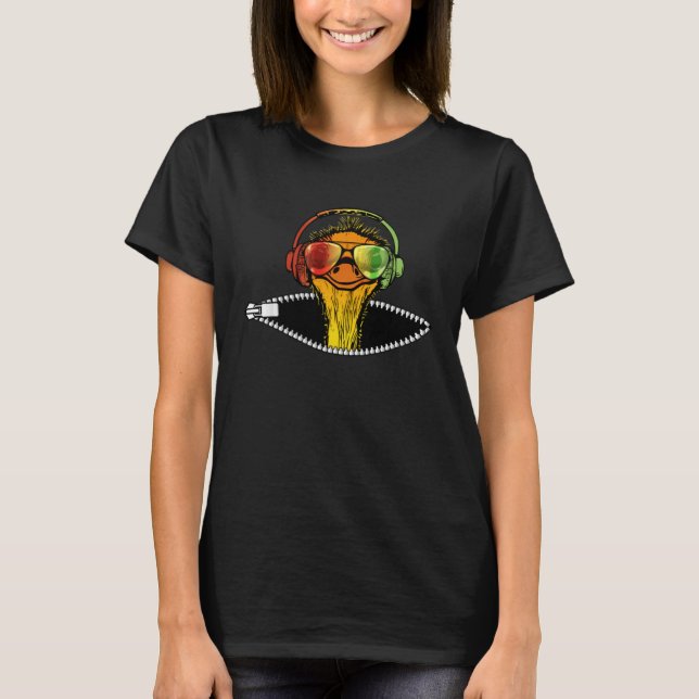 Gamer Gaming Ostrich Africa Savannah Safari Runner T-Shirt (Front)