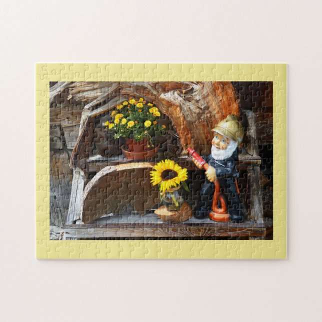 Garden gnome jigsaw puzzle (Horizontal)