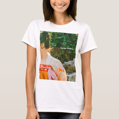 Garden Goddess women botanists  T_Shirt