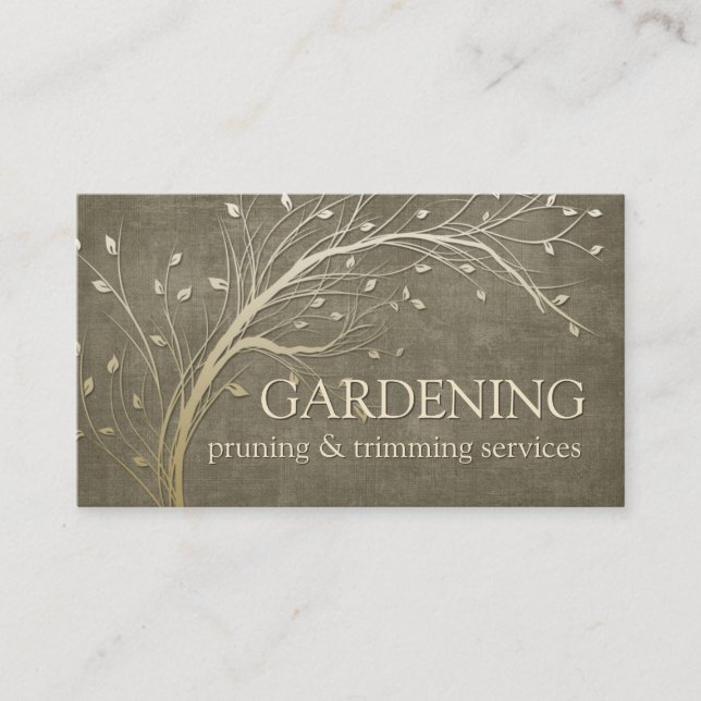 Gardener For Pruning And Tree Trimming Services Business Card (Front)