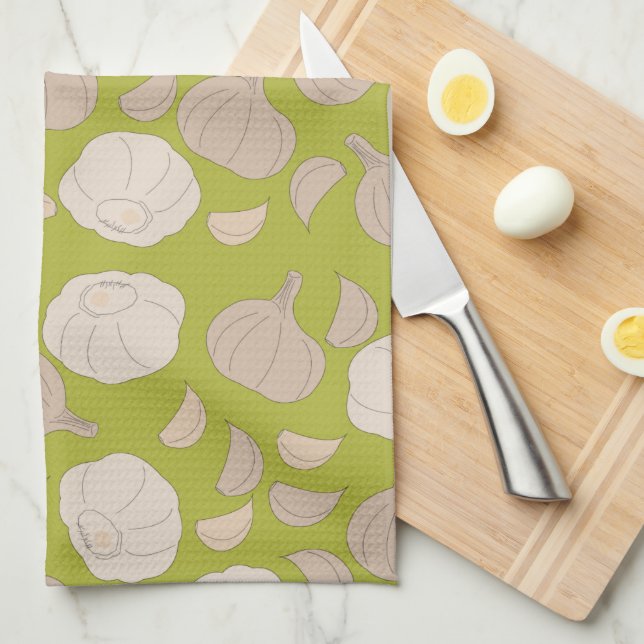 Garlic Pattern - Garlic Cloves & Bulb Kitchen Towel (Quarter Fold)