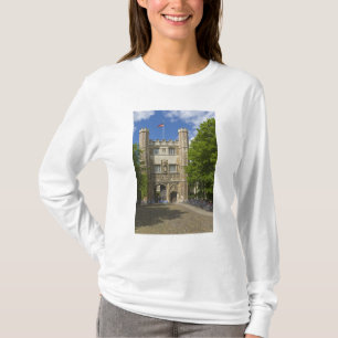 Gate to Trinity College and rows of bicycles, T-Shirt
