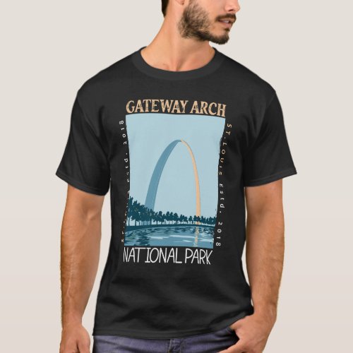 Gateway Arch National Park Distressed T_Shirt
