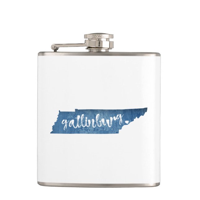 Gatlinburg Tennessee Wood Grain Flask (Front)